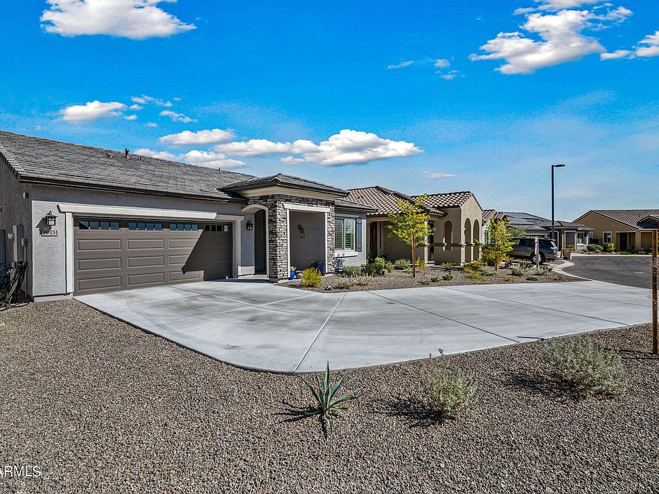1st image of 20434 W MEADOWBROOK Avenue