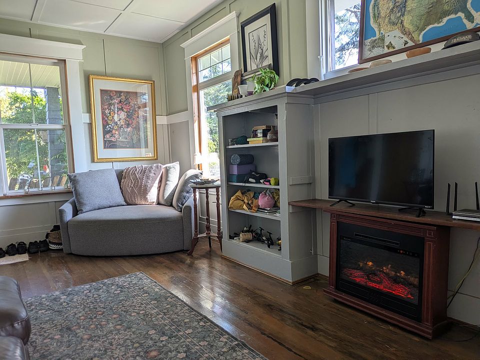 1st image of 4543 Beaverton Valley Rd #1