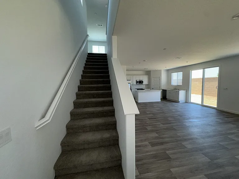1672 Atlantica Dr S — Photo 5