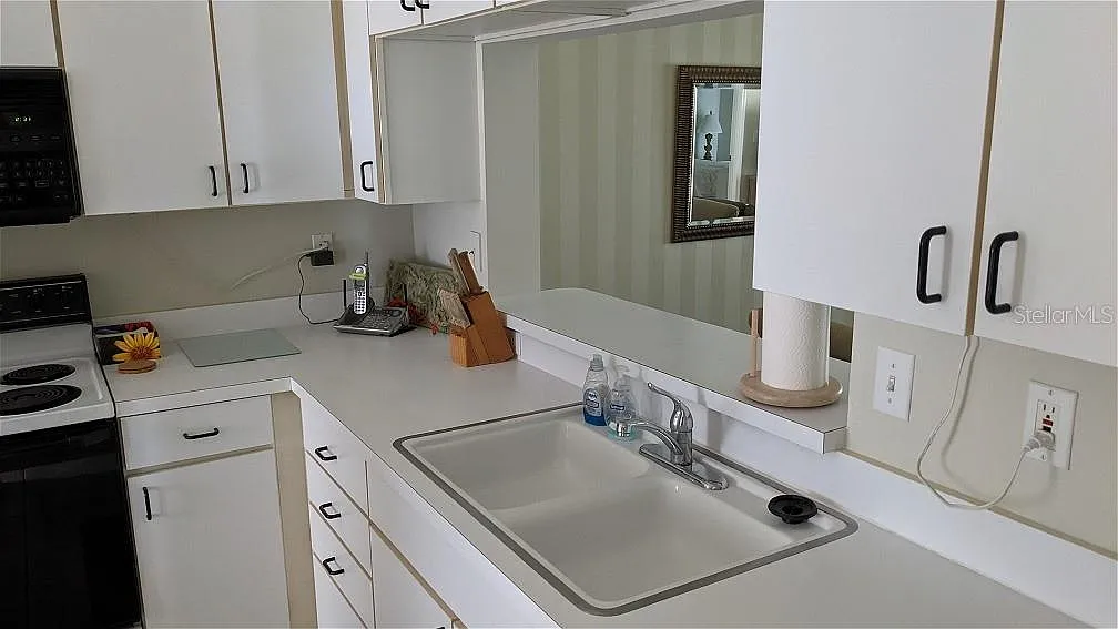 2 bed, 2.0 bath, 1106 sqft, $4,750 — Photo 3
