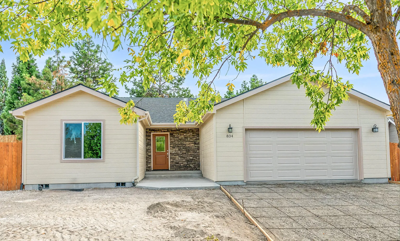 834 Quail Park Cir photo 1