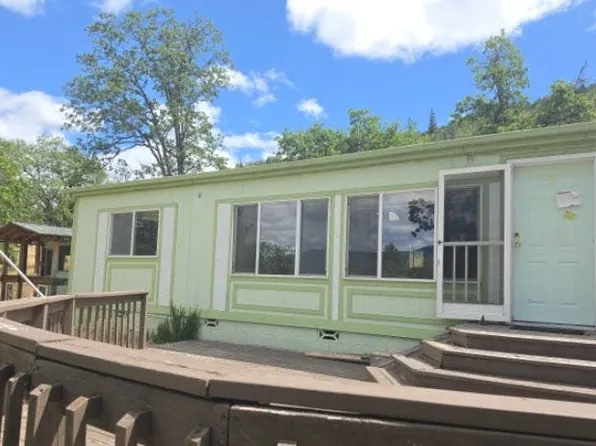 20490 Highway 62, Shady Cove, OR 97539