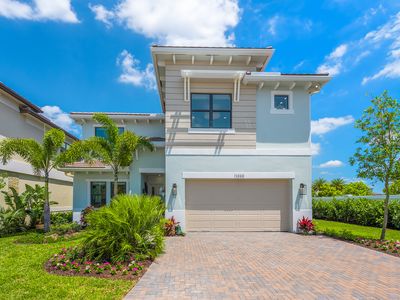 13123 Florida Crane Dr, Palm Beach Gardens, FL, 33412