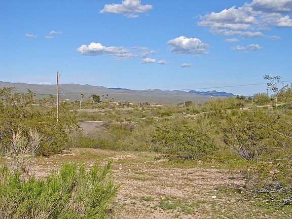2nd image of 880 N Saguaro Drive #N/A