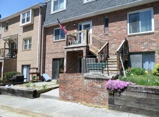 1735 Donlee Dr, Blacksburg, VA 24060