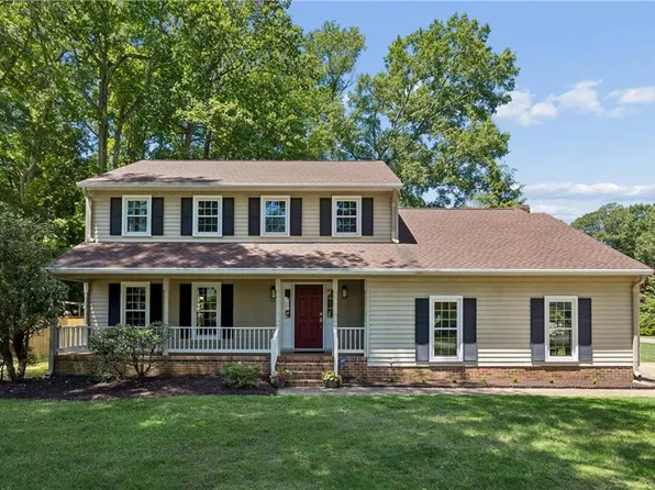 300 Moss Ave, Seaford, VA 23696