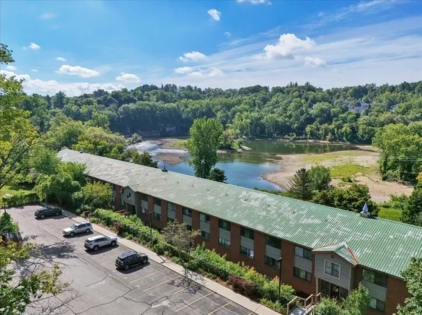 100 West Canal Street #13, Winooski, VT 05404
