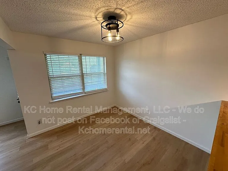300 Osage St #A — Photo 9