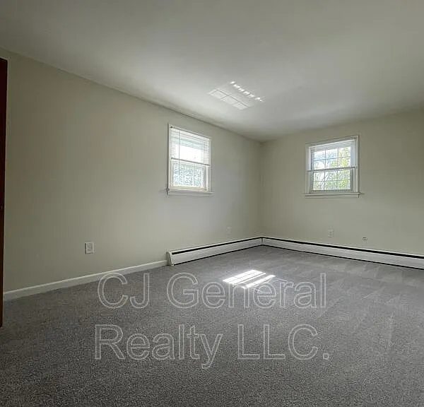 307 Washington St #3 — Photo 5