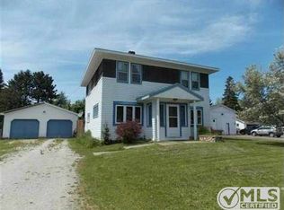 318 N 3rd St, Lanse, MI 49946