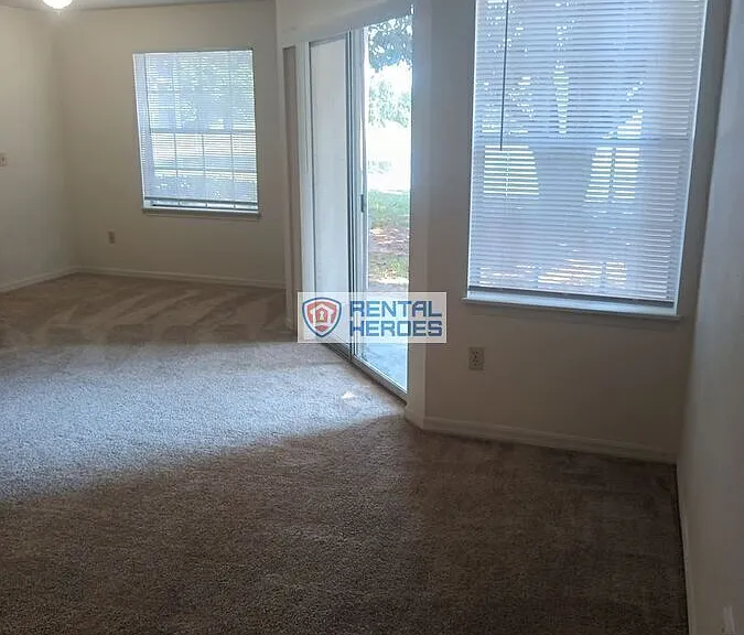 7200 Westpointe Blvd #1512 — Photo 9