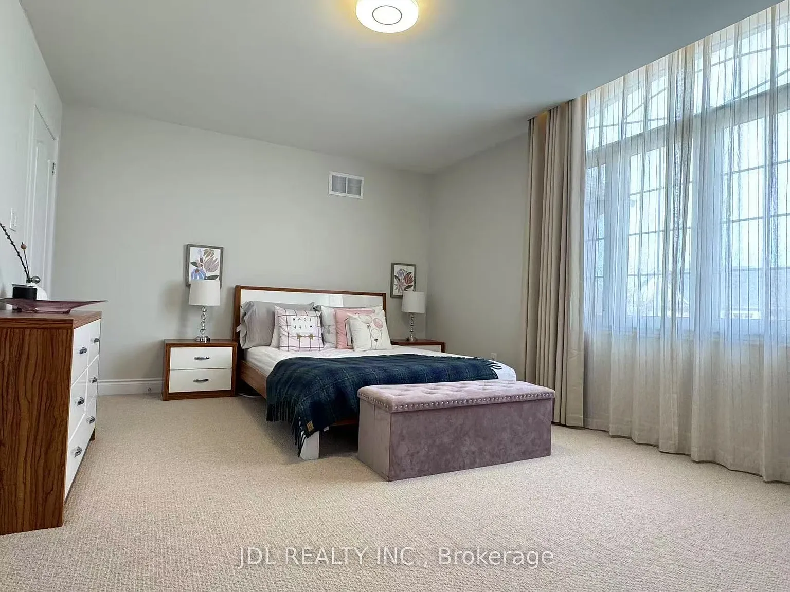1 bed, $1,350 — Photo 2