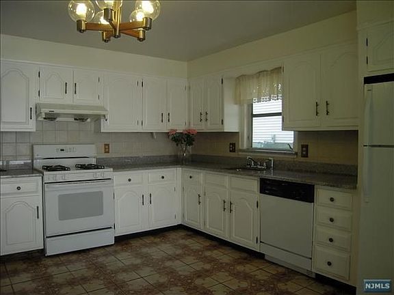 Kitchen/GraniteCouterTop