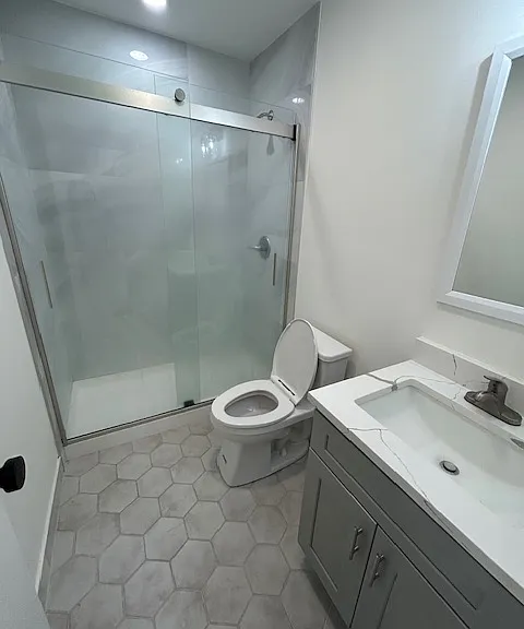 800 Bloomfield Ave #202 — Photo 6