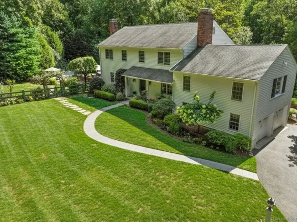 37 Old Wagon Road, Wilton, CT 06897