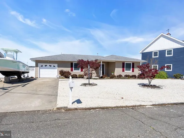 1203 Penguin Ct, Forked River, NJ 08731