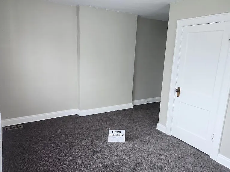 Front Bedroom, 13'4" x 8'10", new light, 3 windows with cordless blinds, carpet