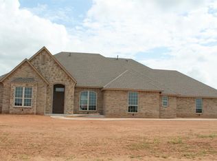 4620 Hillside Ln, Edmond, OK 73025