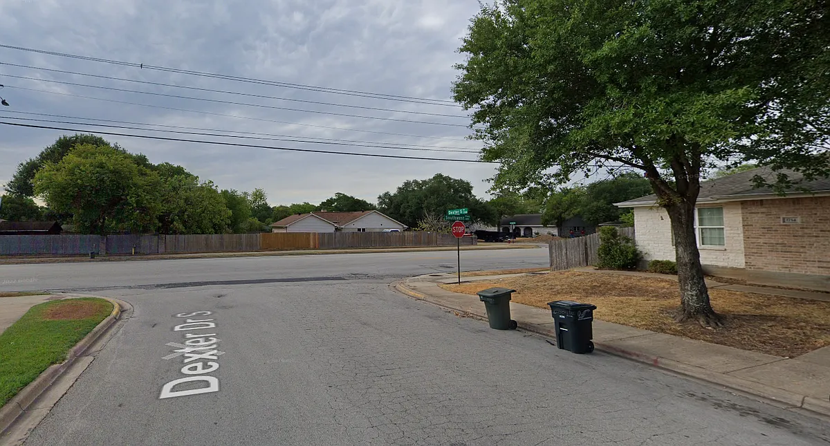 Building Photo - 1714 S Dexter Dr