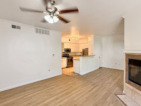 3rd image of 1701 E Colter St Unit 337