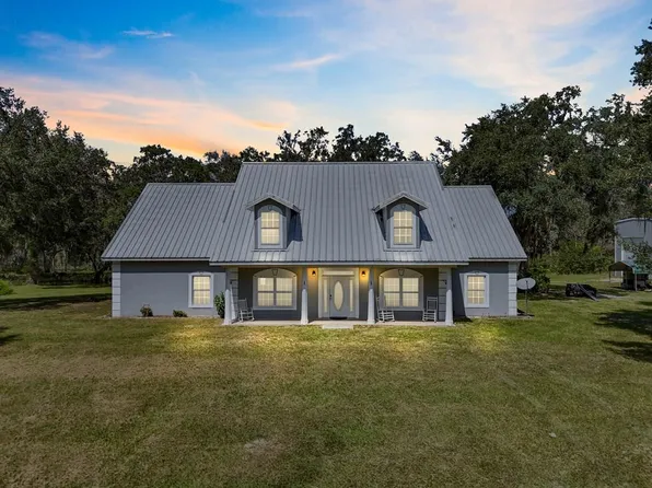 951 NE 165th St, Trenton, FL 32693