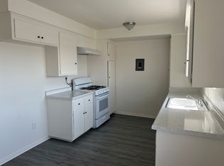 7239 Cherokee Trl APT 14, Yucca Valley, CA 92284