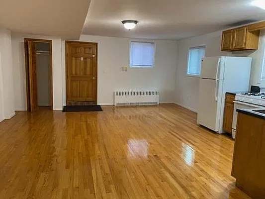 Rented by Alexander C. Lerner, LREB | media 9