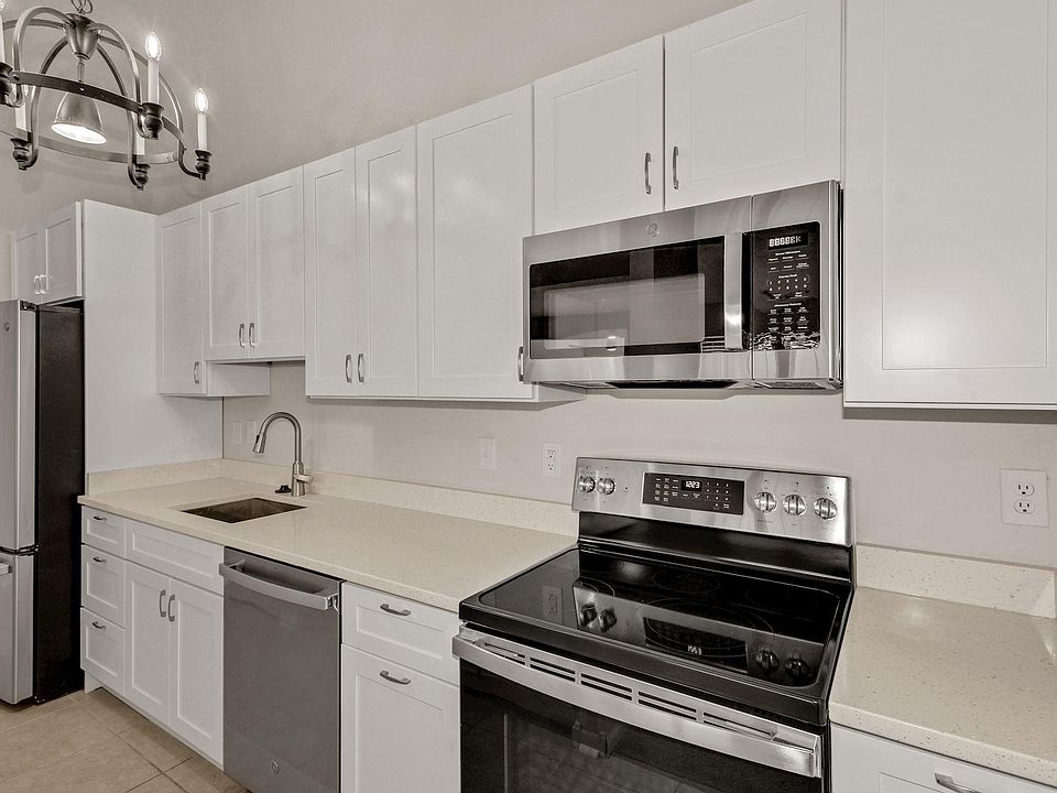 1st image of 902 Jessicas Ln APT M