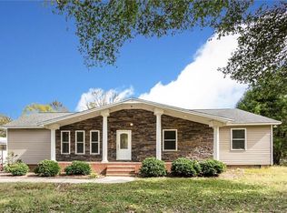 220 School Ave, Harrisburg, NC 28075