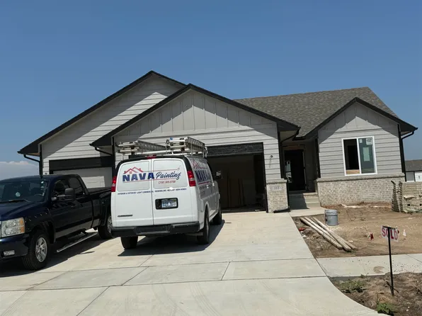 212 E Anniston Ct, Derby, KS 67037
