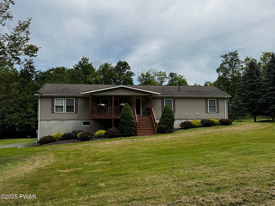 2nd image of 6 Aspen Ln