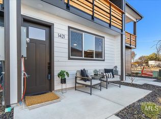 1439 N Bluffs Ridge Ln, Boise, ID 83704