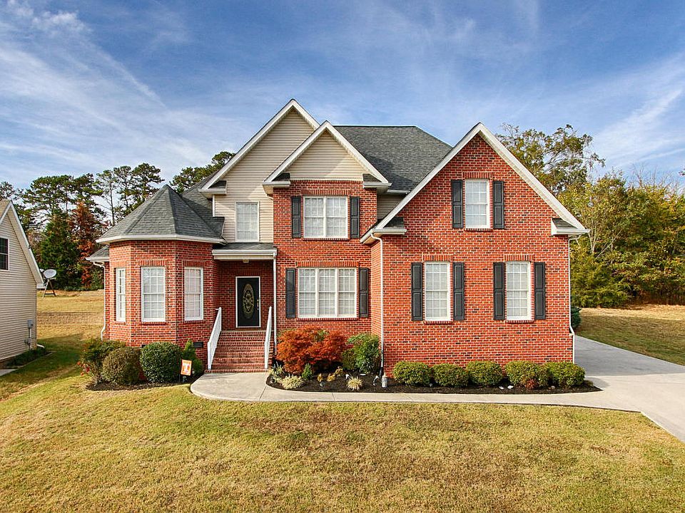 1st image of 8805 Brookhaven Dr