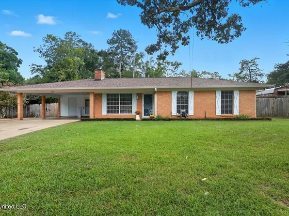 620 Pemberton Dr, Pearl, MS 39208