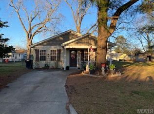 100 Lowry St, Elizabeth City, NC 27909