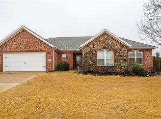 3706 W Langmead Dr, Rogers, AR 72758