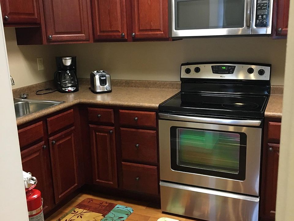 1st image of 27 N Maple Ave