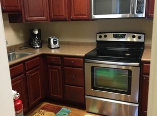 27 N Maple Ave, Greensburg, PA 15601