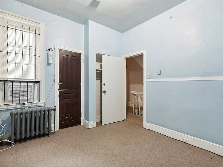 1846 Willington St — Photo 16