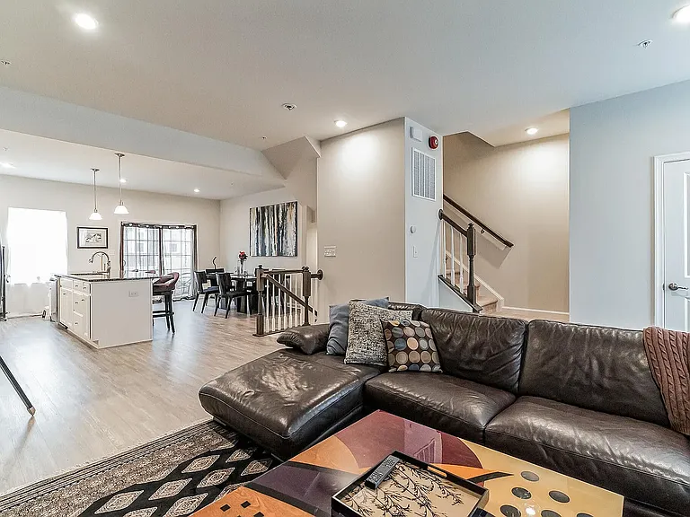 265 Compass Dr — Photo 9