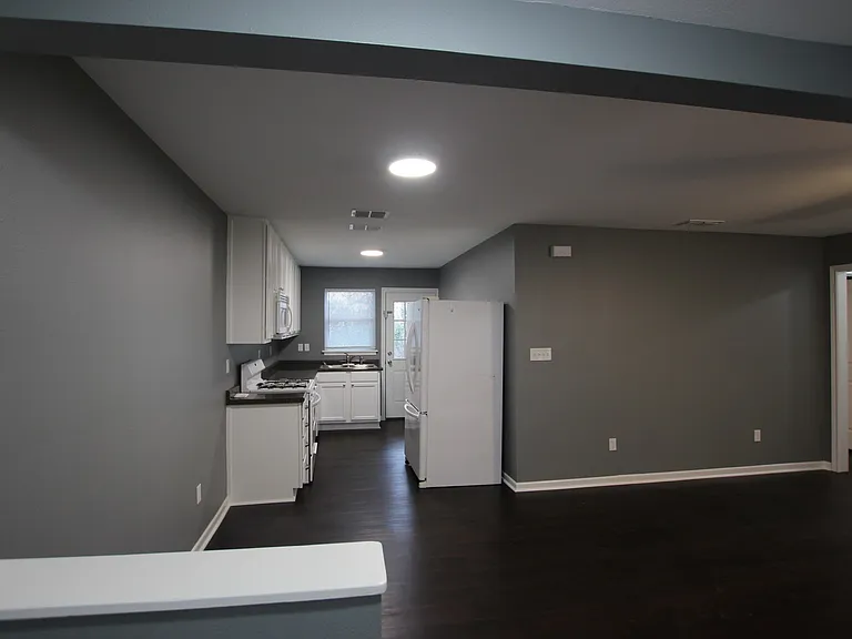 3506 Betts St — Photo 2