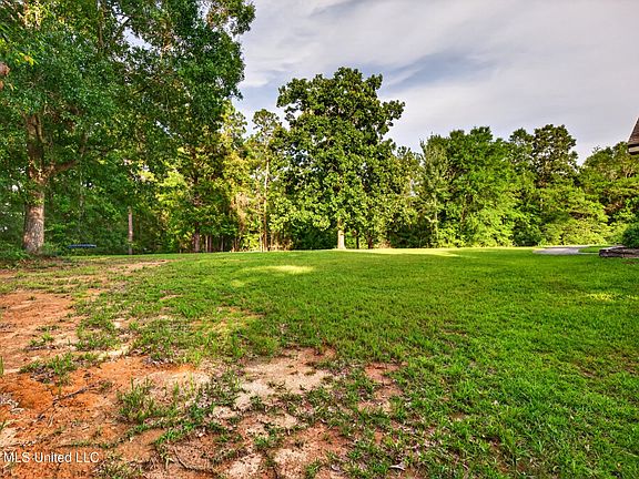 5th image of 20201 N Hills Ln