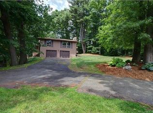 5 Ravine Rd, Windsor, CT 06095