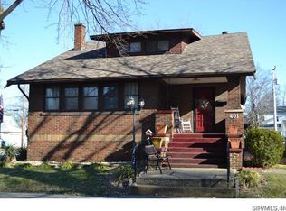 401 Leafland Ave, Centralia, IL 62801