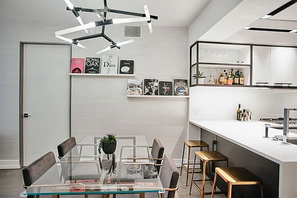 Rented by Dynamik Realty | media 20