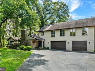 1502 Knoll Crest Rd, Harrisburg, PA 17112