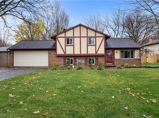 35879 Mildred St, North Ridgeville, OH 44039