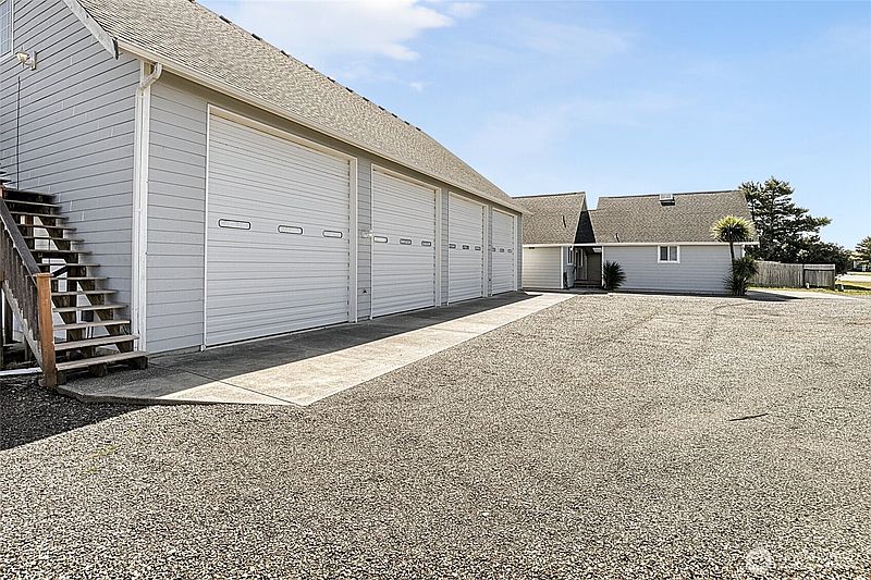 3rd image of 964 Attu Court SW