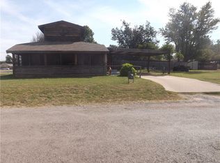 423 E 4th St, Tipton, OK 73570