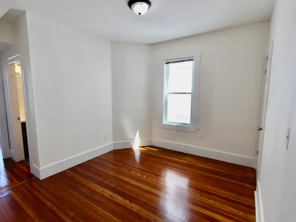 299 Lexington Street Apartments